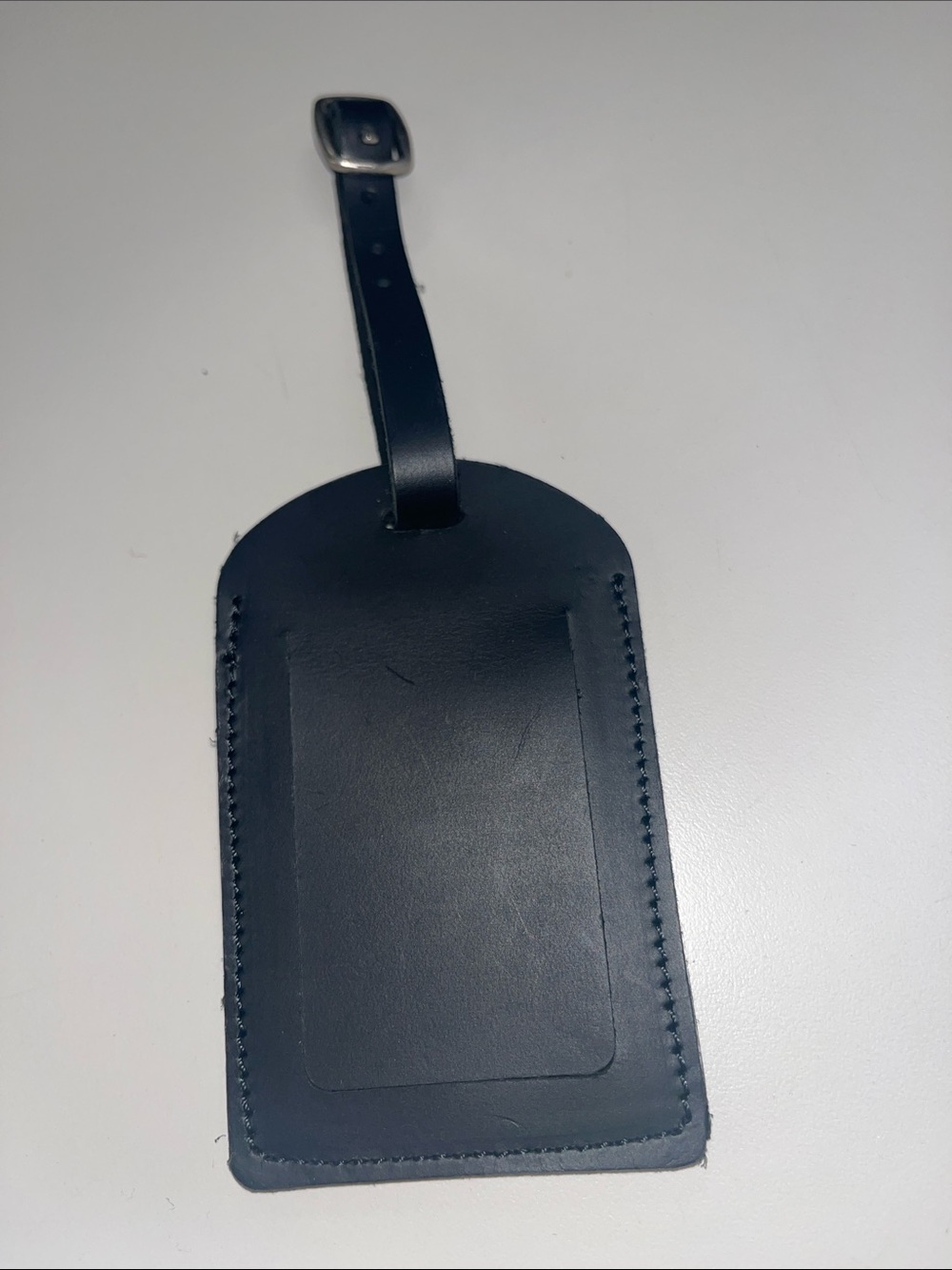 Source Unknown Black Luggage Tag with Buckle Strap